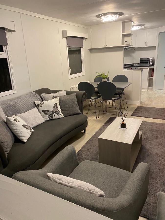 Tranquil Holiday Home York Bagian luar foto