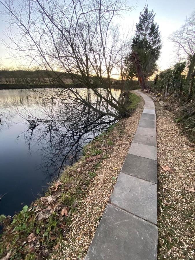 Tranquil Holiday Home York Bagian luar foto